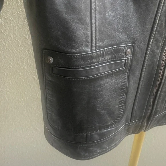 Bernardo Black Leather Jacket - Picture 8 of 14